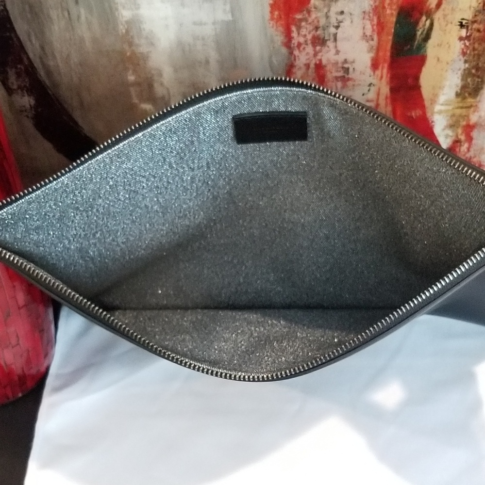 GENUINE GIVENCHY LARGE FLAT CLUTCH/ POUCH - Picture 8 of 8